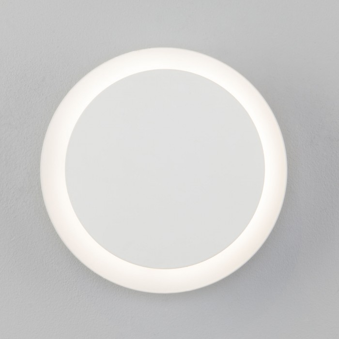 2Настенный светодиодный светильник 40135/1 белый Евросвет