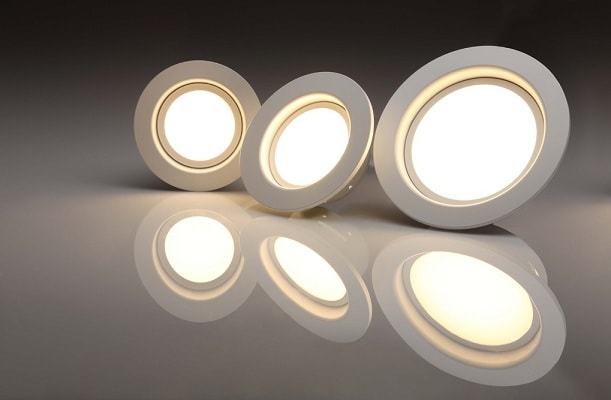 Какие преимущества имеют светодиодные светильники?
