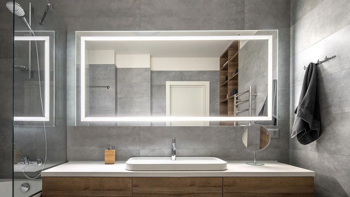 Выбор вида подсветки зеркала для ванной комнаты